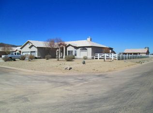 10470 W Quartz Dr, Casa Grande, AZ 85193