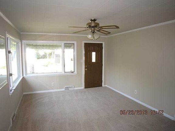 3rd image of N1363 Thistle Dr
