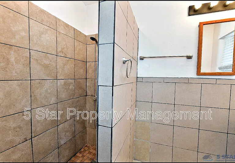1910A Olive Ave — Photo 20