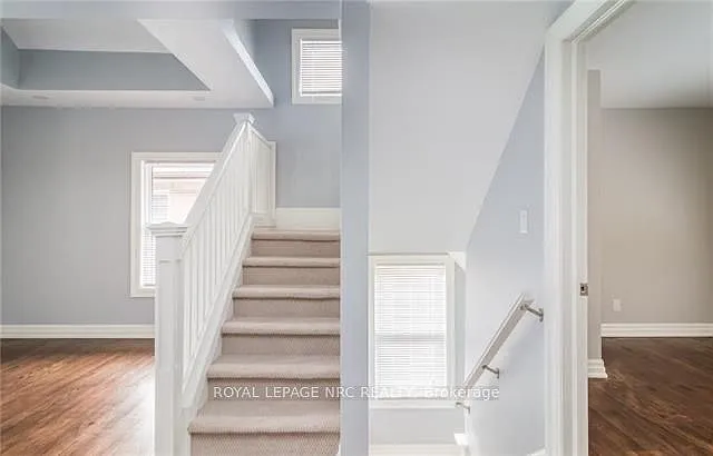 6 Clark St #UPPER — Photo 16