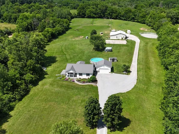 8024 Hightop Rd, Hillsboro, OH 45133