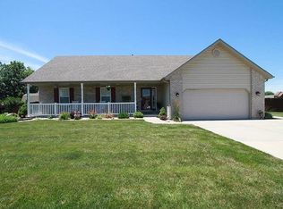 3427 Pierland Dr, Pocahontas, IL