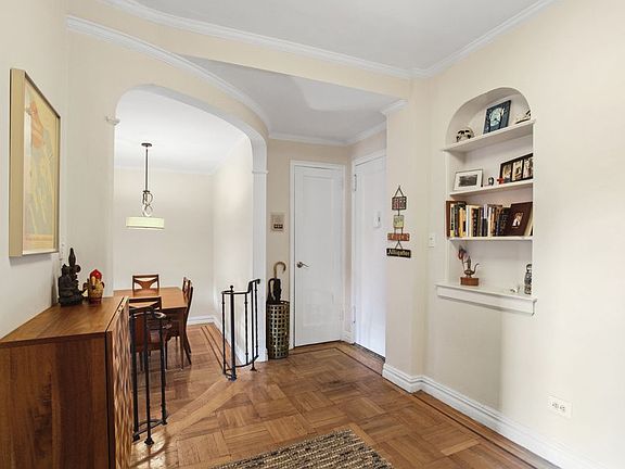 4th image of 95 Park Ter E APT 5F