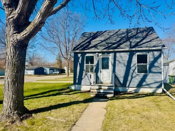 316 Lawrence St, Marshall, MN 56258