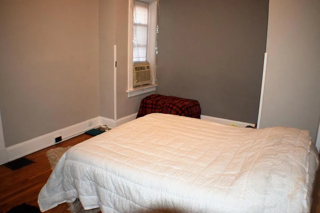 231 W McMillan Unit 2 — Photo 4