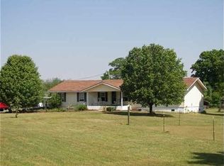 50 Fletcher Dr, Donalds, SC 29638