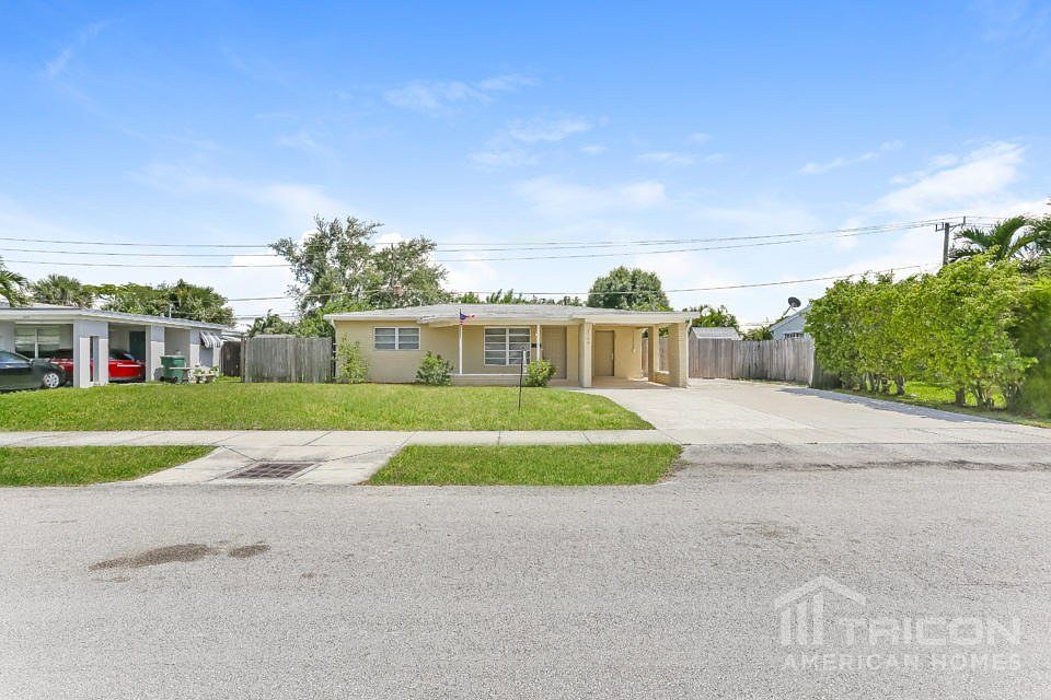 1st image of 3220 SW 18th St