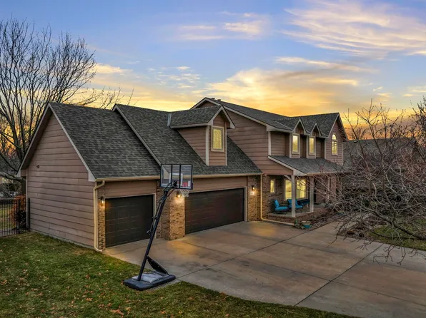 1020 N Azure Cir, Wichita, KS 67235