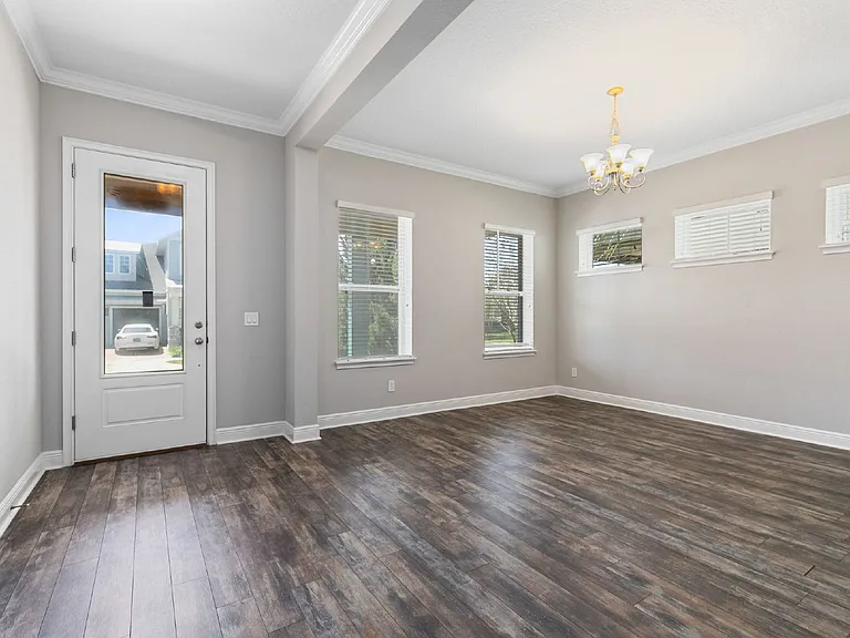 9211 Neher St — Photo 3