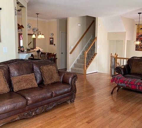 2nd image of 44157 Mossy Brook Sq