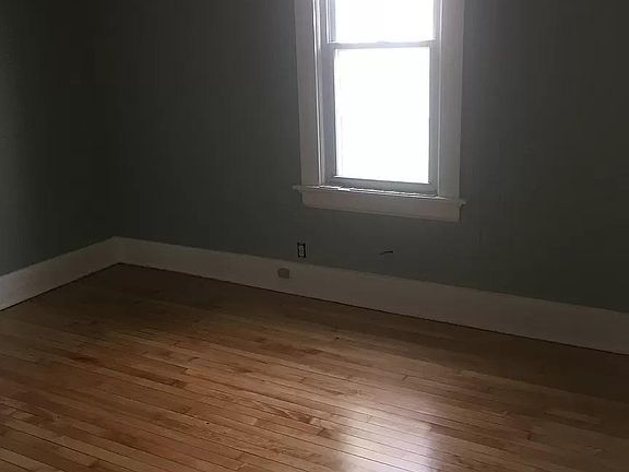 3rd image of 2720 N Palmer St