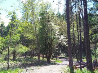 4521 Fish Hatchery Rd, Grants Pass, OR 97527