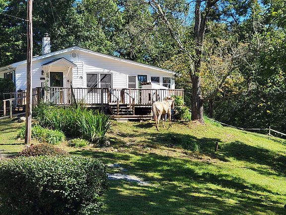 4th image of 167 Blossom Ln