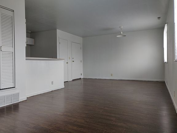 3rd image of 3828 Jones St #206