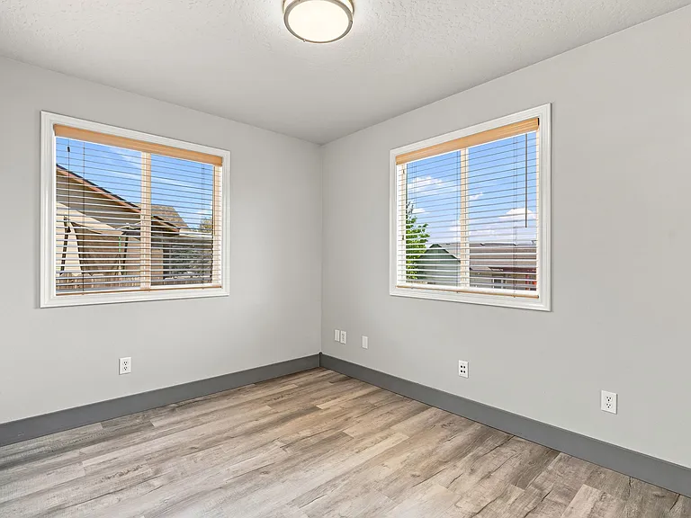 514 W Palmer Dr — Photo 21