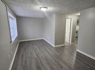 101 College Park Ln #20, Knoxville, TN 37918