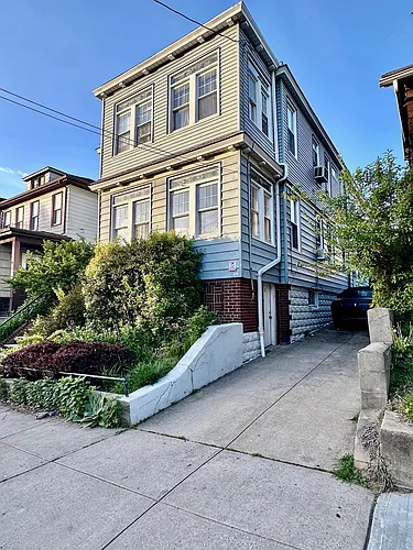 286 Fulton Ave Photo 1