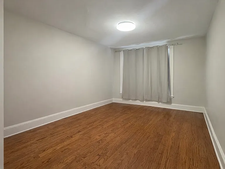 907 Boylston St #21 — Photo 8
