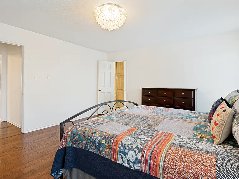 1005 De Pauw Dr — Photo 15
