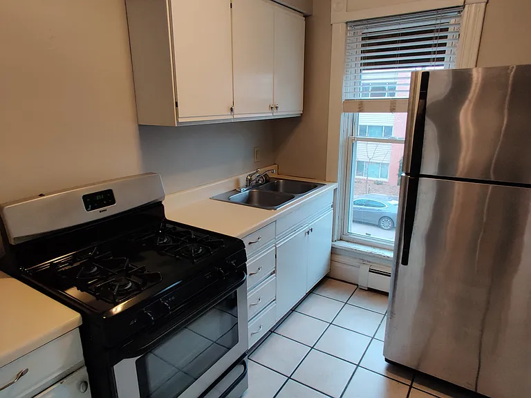 3015 Aldrich Ave S #2 — Photo 7