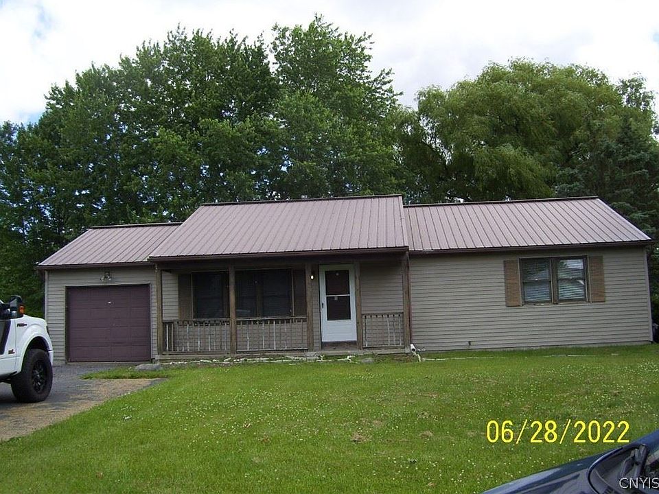 1st image of 8592 Tartan Dr N