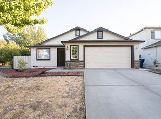 21 Caprice Ct, Sacramento, CA