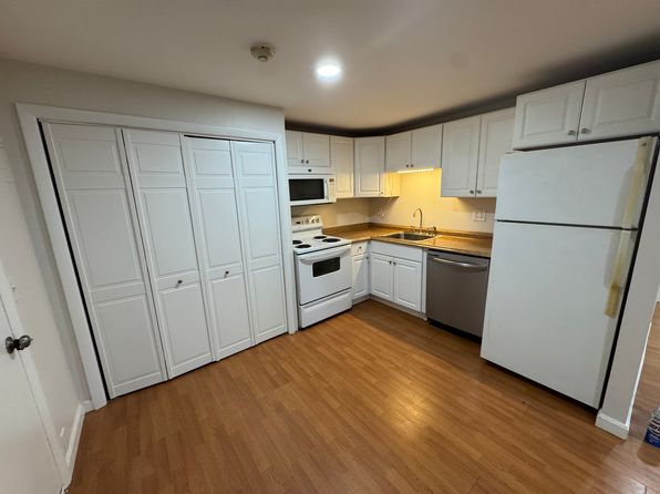 19 Maple St APT 16