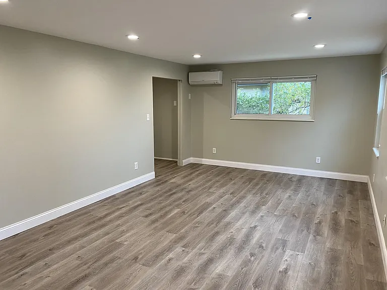 123 Kathleen Dr #2 — Photo 3