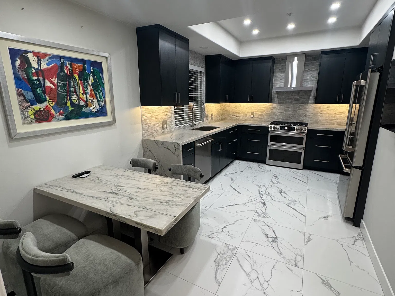 3 bed, 1873 sqft, $5,400 — Photo 4