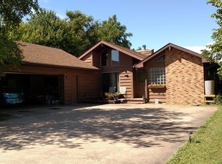 24754 W Cottage Rd, Wilmington, IL 60481