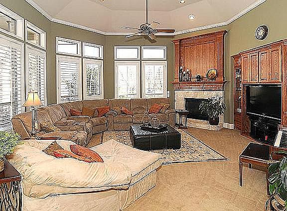 3rd image of 1530 Blue Forest Dr