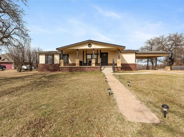 2486 County Crk #1328, Blanchard, OK 73010