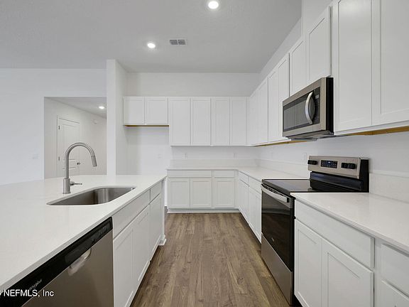 5th image of 5824 LAGOON CRUISE Way
