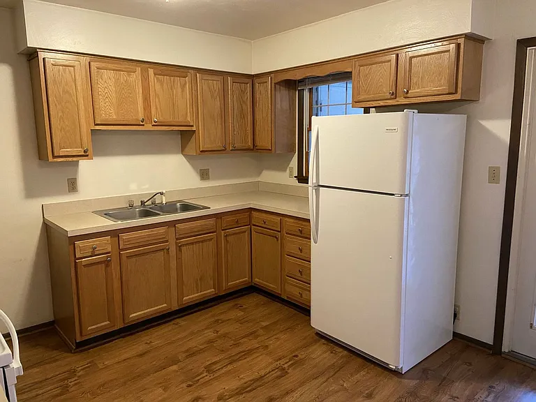 Forest Park Apartments — Photo 9