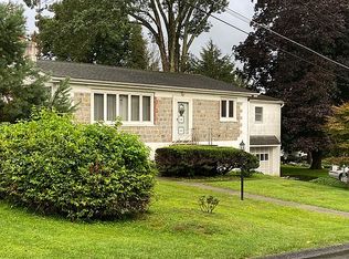 9 Camden Rd, Brewster, NY 10509