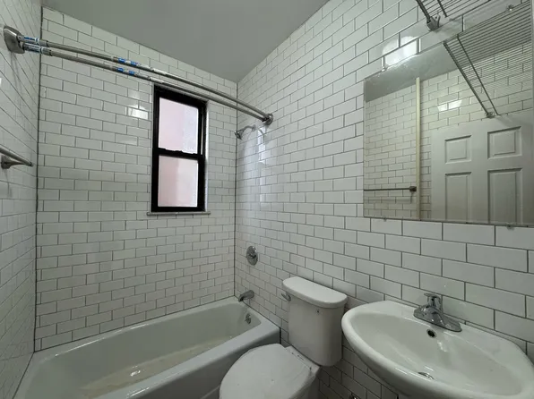 51-17 Skillman Avenue image 8 of 8