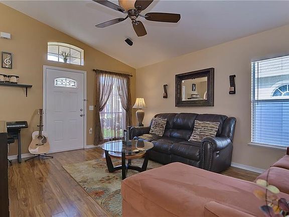 4th image of 17043 Ongar Ct