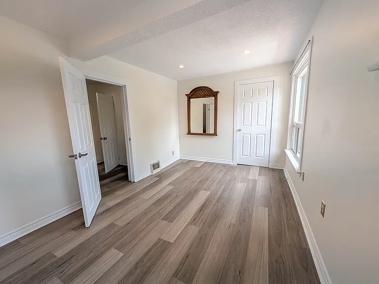 204 Sanford Ave S #L282H2 — Photo 12
