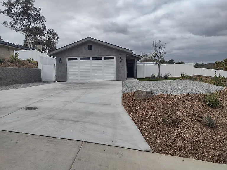 8840 Jackalope Trl — Photo 1