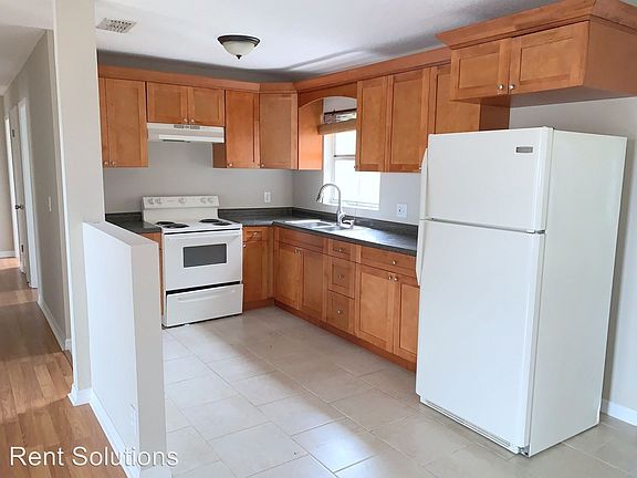 4th image of 6412 Larmon St