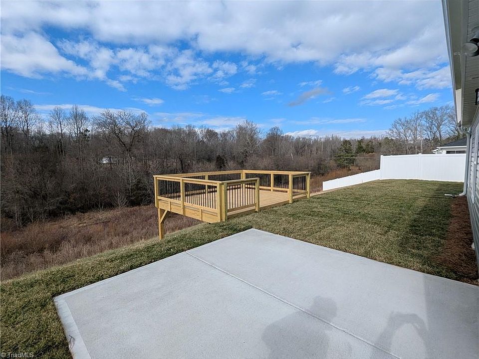 2nd image of 176 Kyndall Run Dr #37