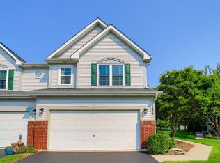1284 Horseshoe Ct, Bartlett, IL