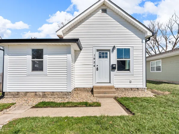 1924 S A St, Elwood, IN 46036