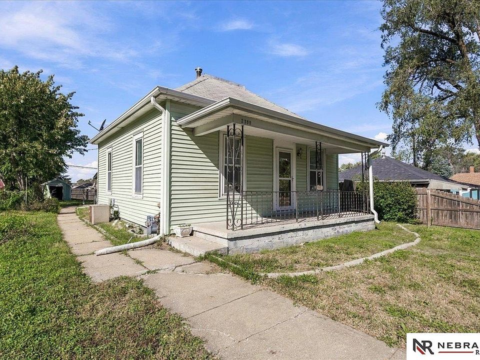 1st image of 2709 S 9th St