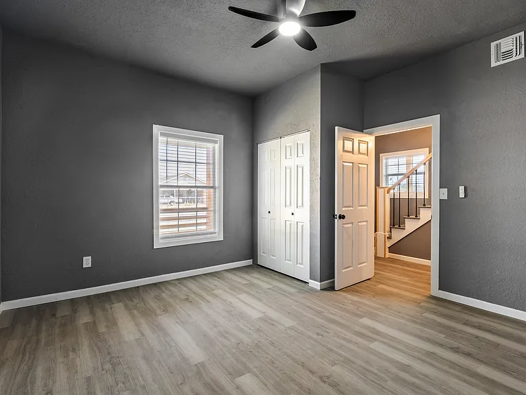 1320 W Frisco St — Photo 15