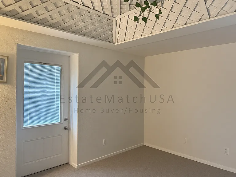 1512 Stevensons Dr — Photo 23