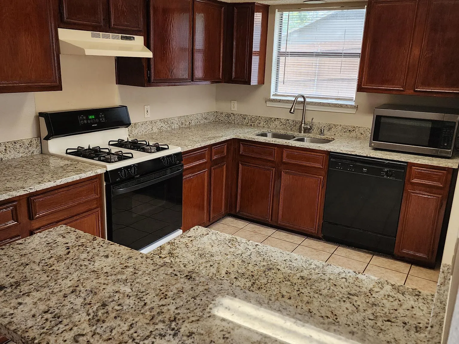 12811 Carrera Dr — Photo 3