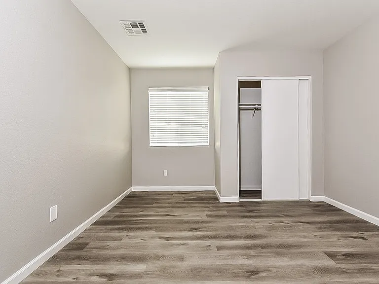 3214 Sunrise Cove Ave — Photo 13