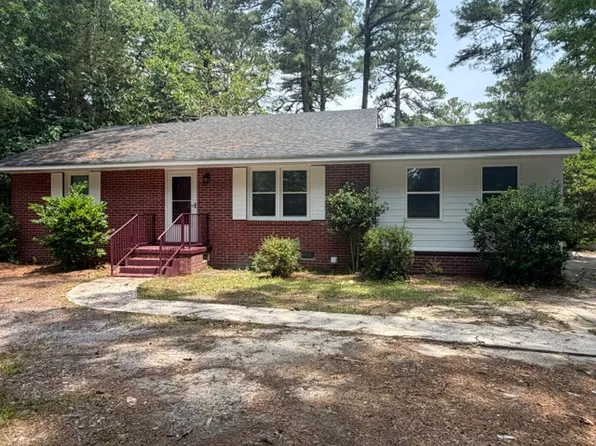 1812 Beverly Rd, Rocky Mount, NC 27801