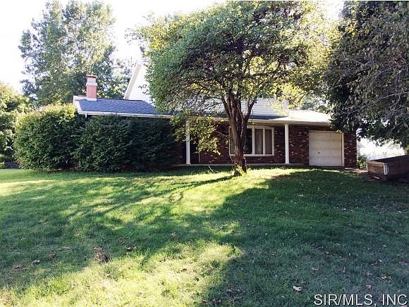 1st image of 6100 Country School Ln